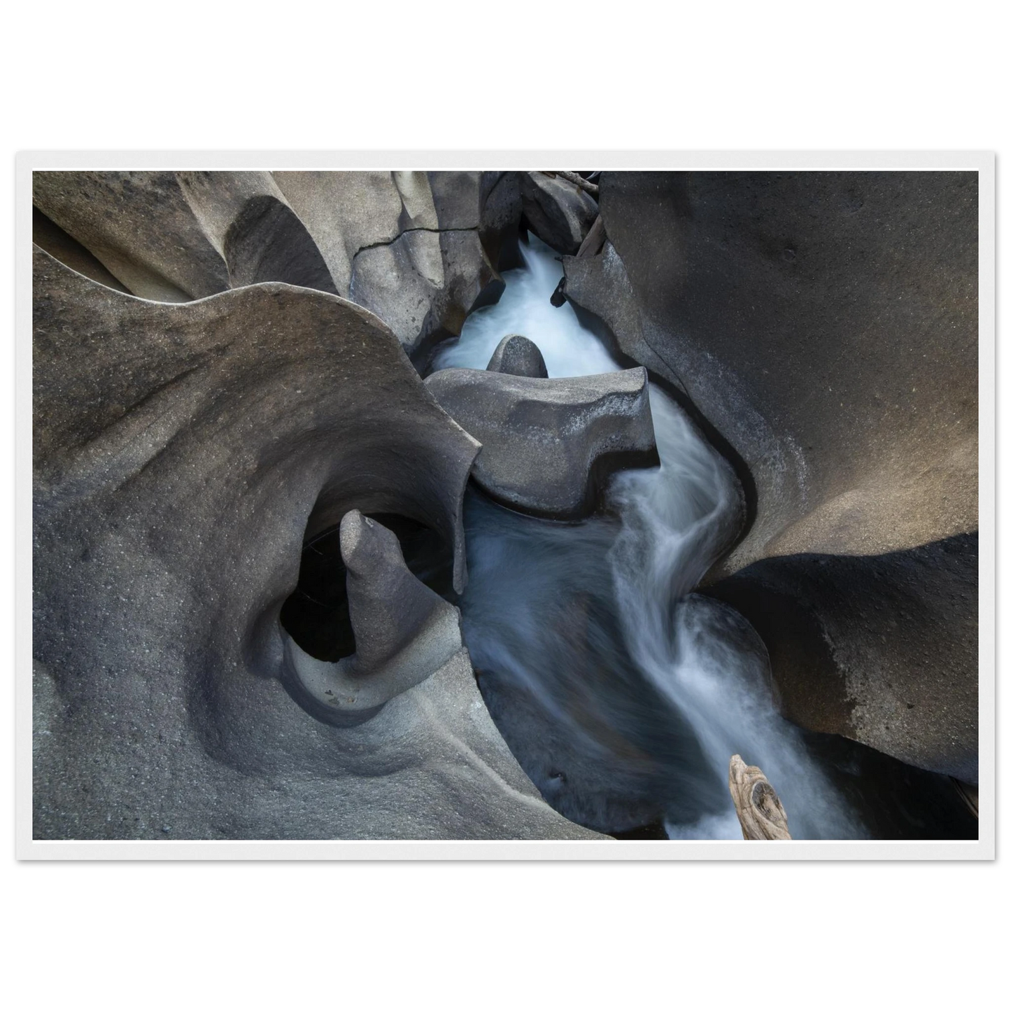 e14ab897-8d7b-4211-b2d0-271af7c15fc8